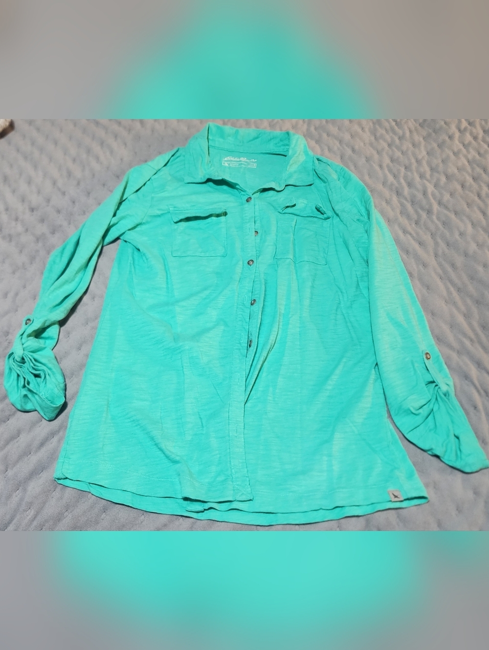 Eddie Bauer Lightweight Aqua Button-Up Shirt Women’s Small 100% Cotton Roll Slev